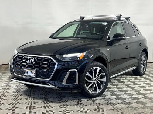Mythos Black Metallic 2023 Audi Q5 45 S line Premium Plus