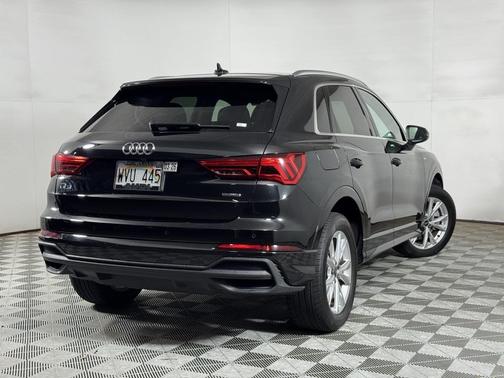 2023 Audi Q3 Premium 45 TFSI S line quattro Tiptronic