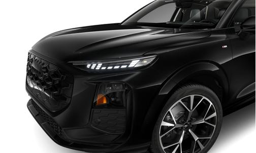 Mythos Black metallic 2026 Audi Q3 TFSI quattro S tronic
