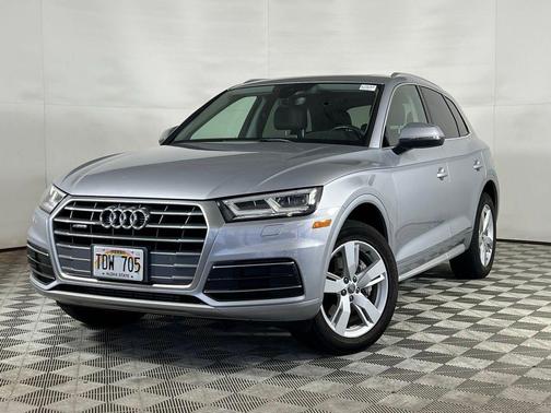 Florett Silver Metallic 2018 Audi Q5 2.0T Tech Premium
