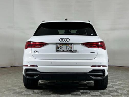 2023 Audi Q3 Premium 45 TFSI S line quattro Tiptronic