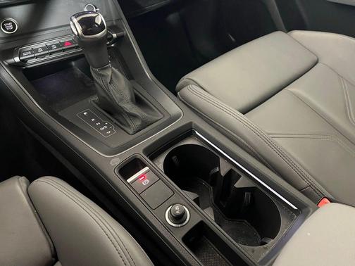 2023 Audi Q3 Premium 45 TFSI S line quattro Tiptronic