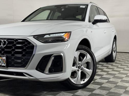 2025 Audi Q5 45 S line Premium Plus