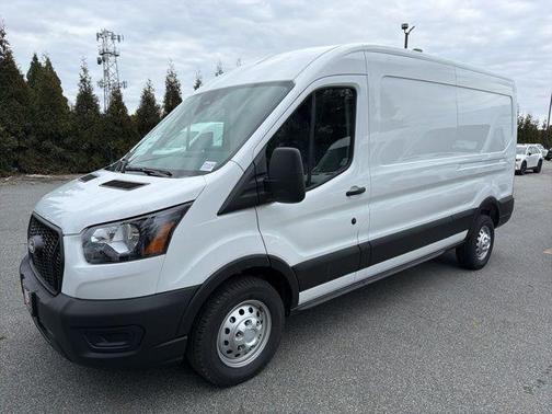 Oxford White 2026 Ford Transit-250 148 WB Medium Roof Cargo