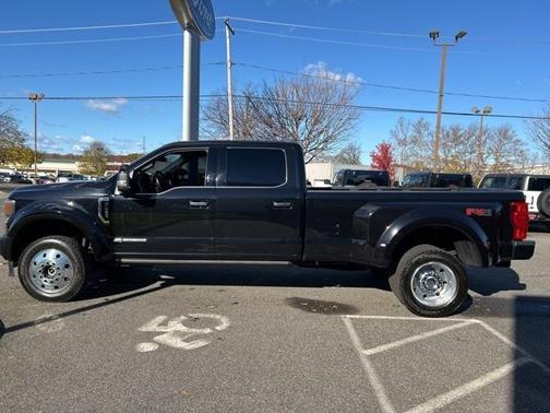 2022 Ford F-450 Platinum