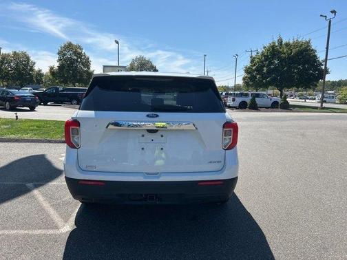 2022 Ford Explorer Base