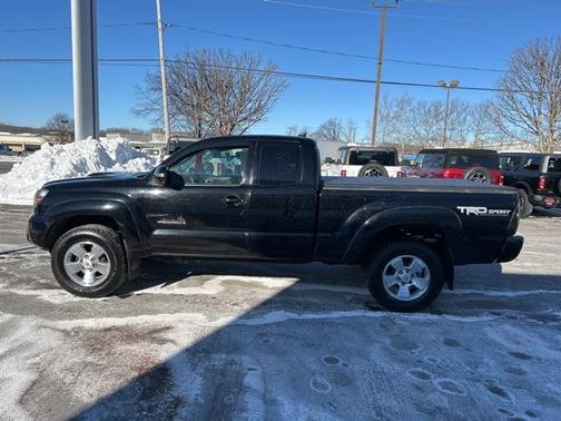 2014 Toyota Tacoma Base