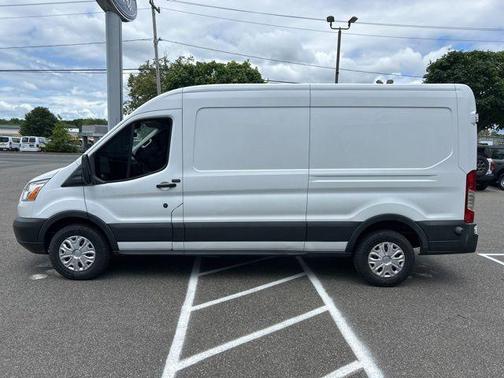 Oxford White 2018 Ford Transit-250 148 WB Medium Roof Cargo