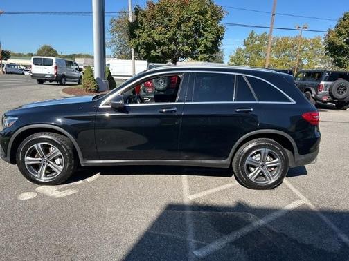 2018 Mercedes-Benz GLC 300 Base 4MATIC