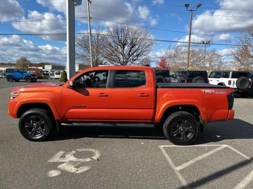 2017 Toyota Tacoma 