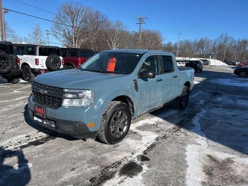 2023 Ford Maverick XLT