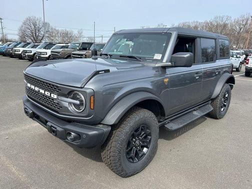 Gray Metallic 2026 Ford Bronco Badlands