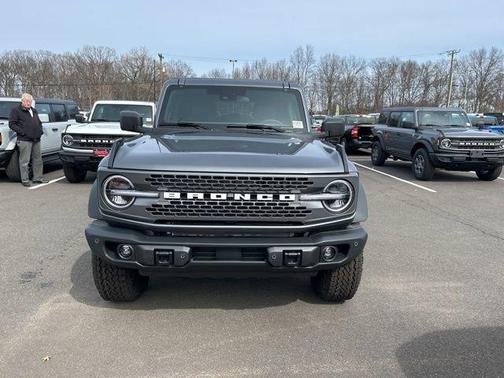 Gray Metallic 2026 Ford Bronco Badlands