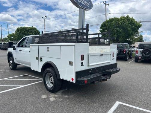 Summit White 2023 GMC Sierra 3500 Pro