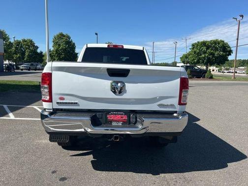 Bright White Clearcoat 2022 RAM 2500 Big Horn