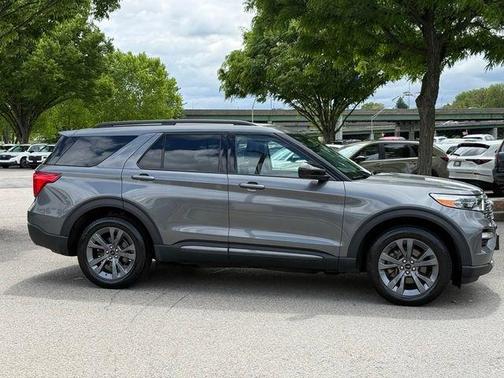 Carbonized Gray Metallic 2023 Ford Explorer XLT