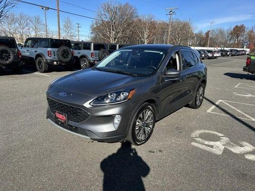 2022 Ford Escape Titanium