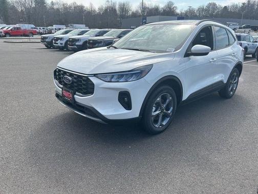 Star White 2026 Ford Escape ST-Line Select