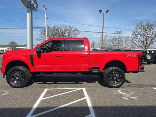 2023 Ford F-350 Lariat Super Duty