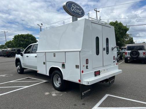 Summit White 2024 GMC Sierra 3500 Pro
