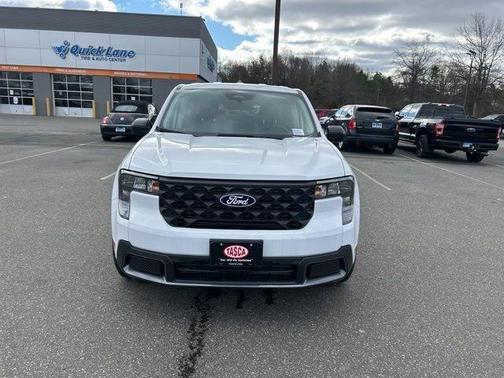 Oxford White 2025 Ford Maverick XLT