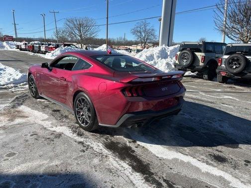 2025 Ford Mustang GT Premium