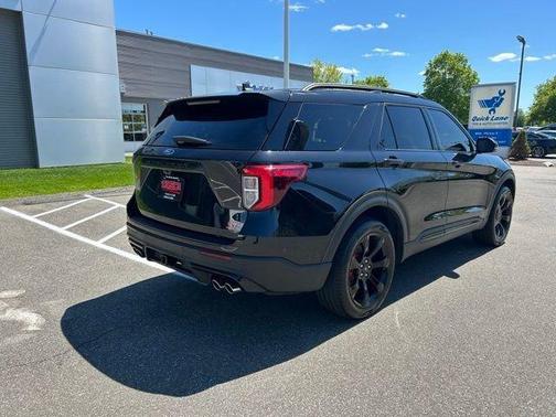 Black Metallic 2024 Ford Explorer ST
