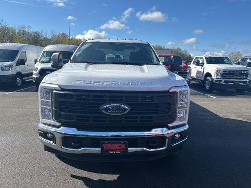 Oxford White 2026 Ford F-250 XL