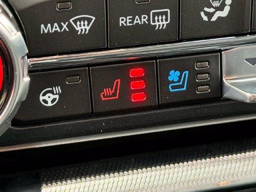 Avalanche 2026 Ford F-150 Lariat