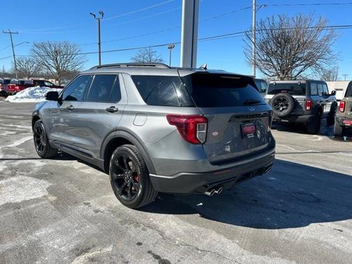 2023 Ford Explorer ST