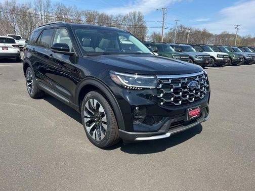 Agate Black Metallic 2026 Ford Explorer Platinum