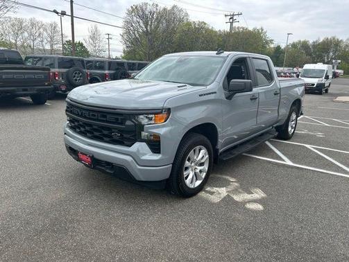 Slate Gray Metallic 2025 Chevrolet Silverado 1500 Custom