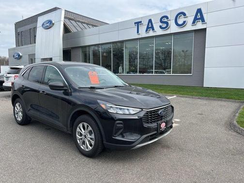 Agate Black Metallic 2023 Ford Escape Active