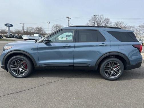 Vapor Blue 2026 Ford Explorer ST-Line
