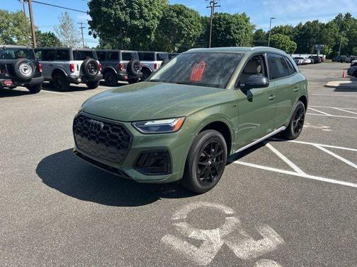 District Green Metallic 2024 Audi Q5 45 S line quattro Premium