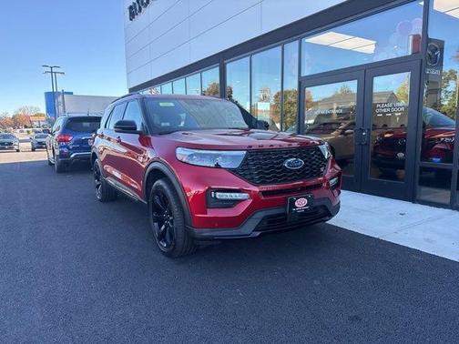 2023 Ford Explorer ST
