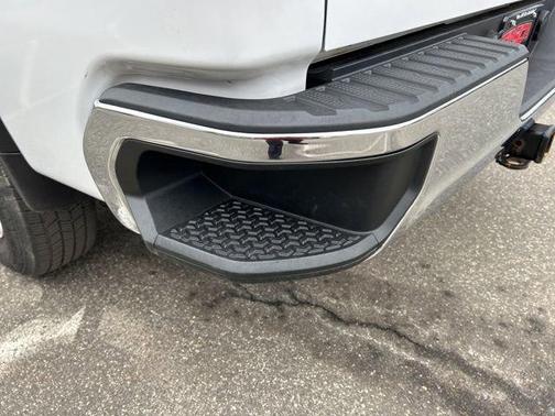 Summit White 2024 GMC Sierra 2500 Pro