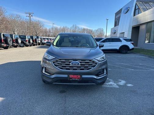 Gray Metallic 2021 Ford Edge SEL