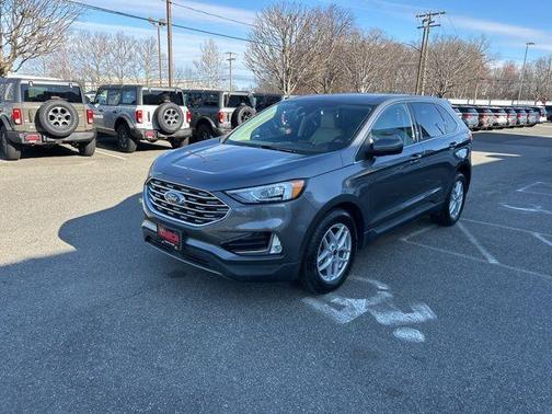 Gray Metallic 2021 Ford Edge SEL