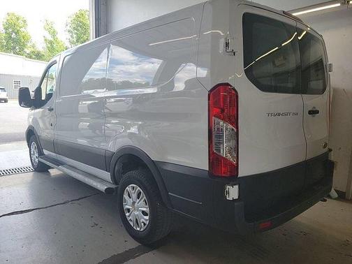 Oxford White 2025 Ford Transit-250 Base