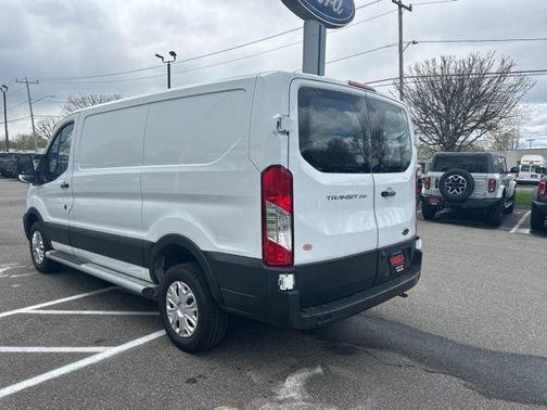 Oxford White 2024 Ford Transit-250 Base