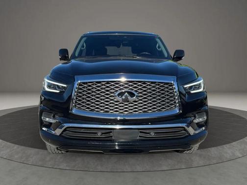 2021 INFINITI QX80 Luxe