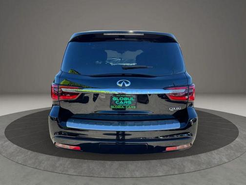 2021 INFINITI QX80 Luxe