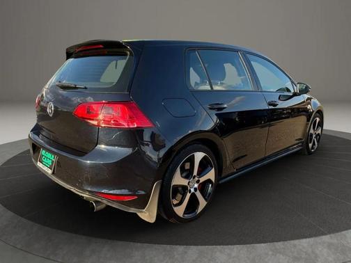 2017 Volkswagen Golf GTI 2.0T Autobahn 4-Door