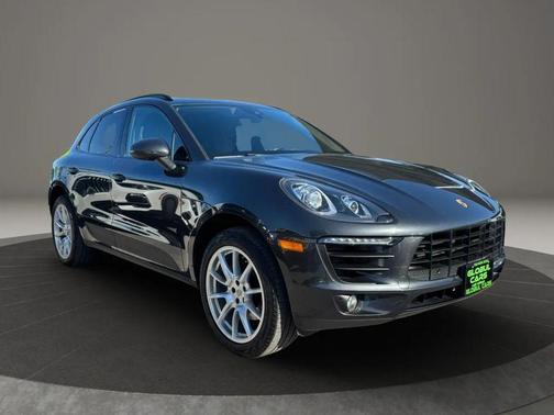 2017 Porsche Macan Sport Utility 4D