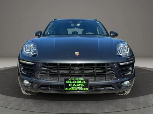 2017 Porsche Macan Sport Utility 4D