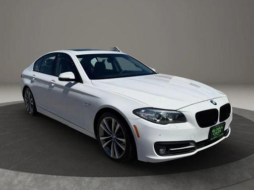 White 2016 BMW 528 528i Sedan 4D