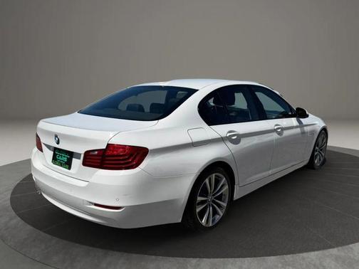 White 2016 BMW 528 528i Sedan 4D