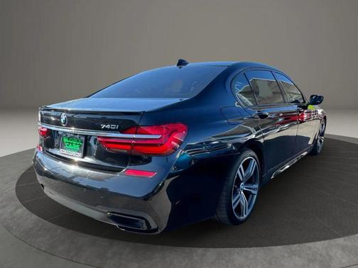 2018 BMW 740 740i Sedan 4D