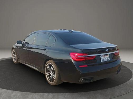 2018 BMW 740 740i Sedan 4D